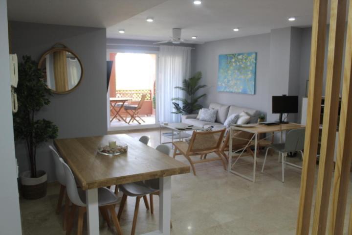 סן רוקה Sotogrande Paseo Del Mar - 10 Steps Away From The Beach מראה חיצוני תמונה