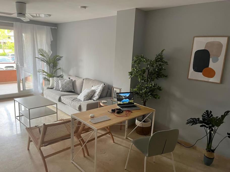 סן רוקה Sotogrande Paseo Del Mar - 10 Steps Away From The Beach מראה חיצוני תמונה